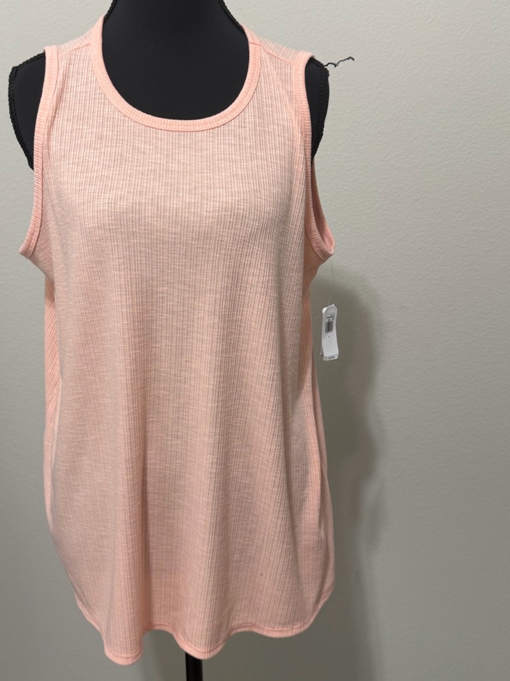 Old Navy Peach/coral Ribbed Tank Top